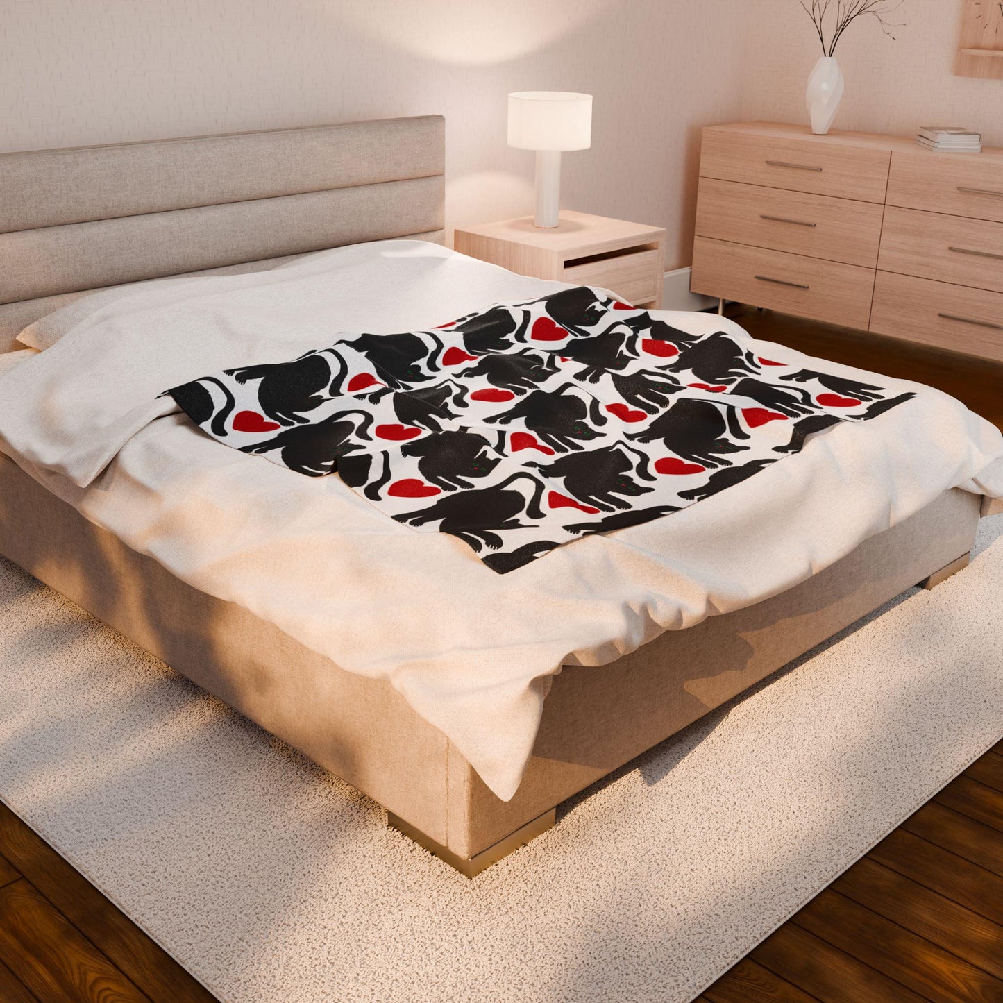 Black Cat Silhouette Pattern Velveteen Plush Blanket | Red Hearts, Cozy Throw