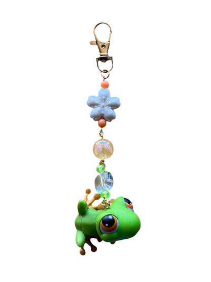 Vintage LPS Keychain: Handcrafted Beaded Bag Charm from vintage little pet shops
