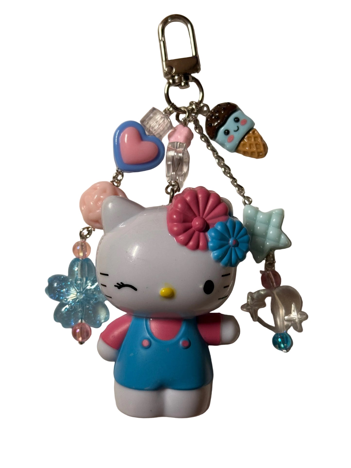 Hello Kitty bag charms 💕