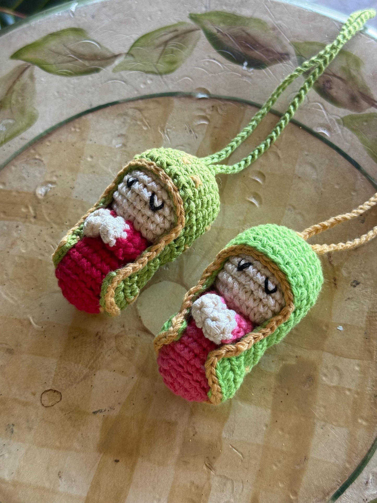 Crochet Virgin Mary Keychain • Mexican Folk Art Amigurumi Ornament